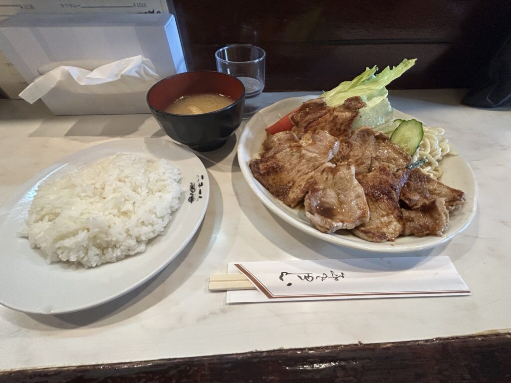 上ロース生姜焼き定食(1,350)