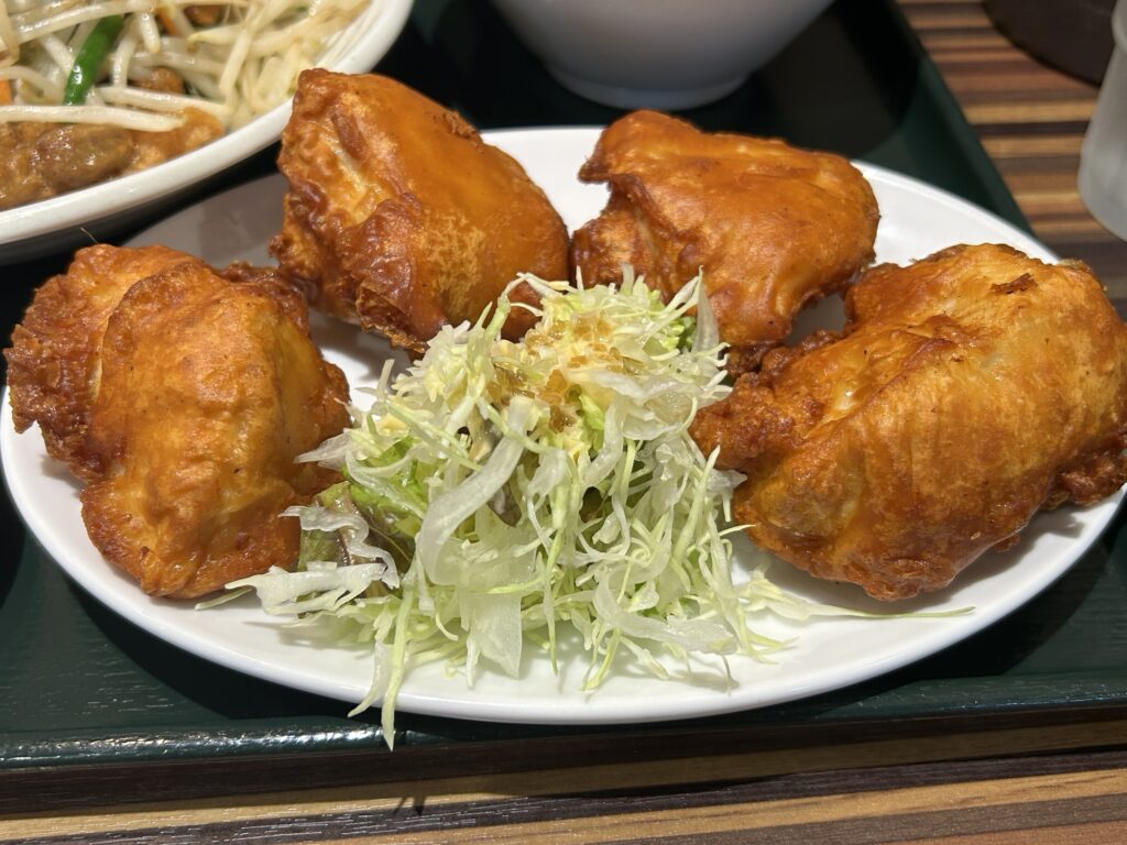 特大の唐揚げ4個