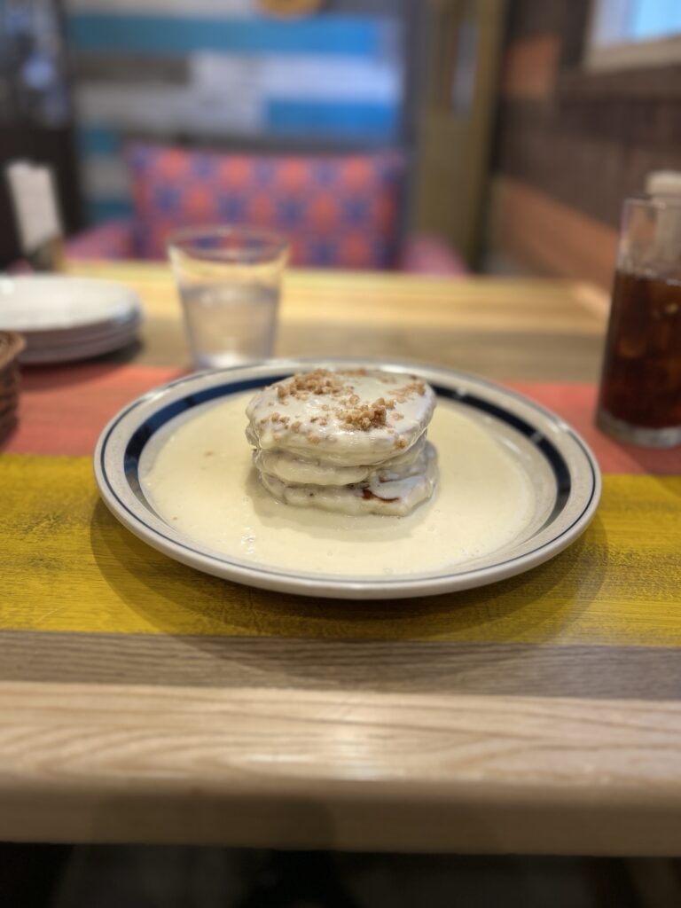 コナズ珈琲のマカダミアパンケーキ