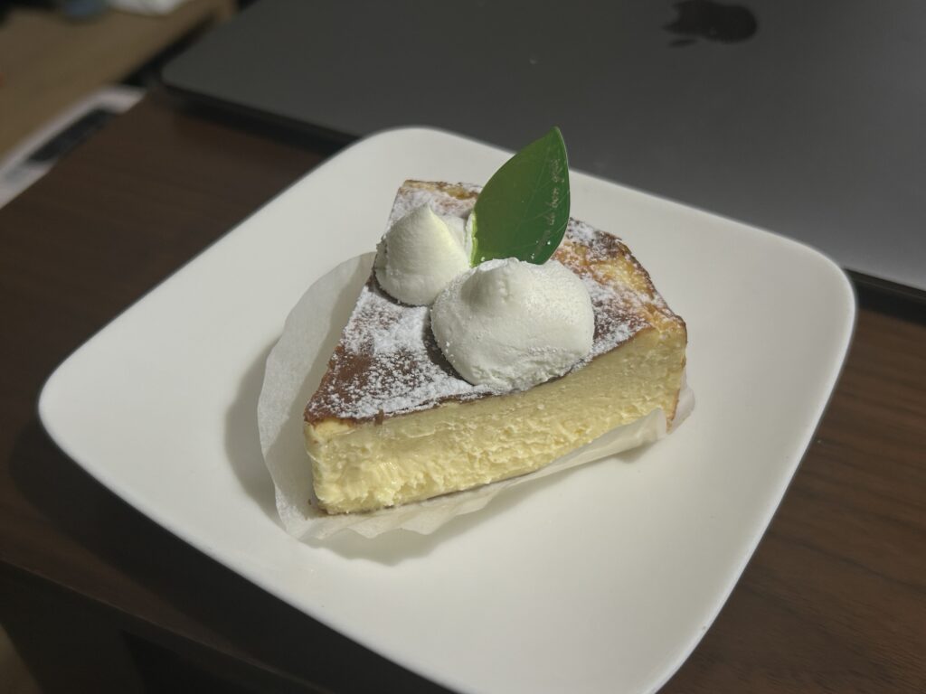バスクチーズケーキ